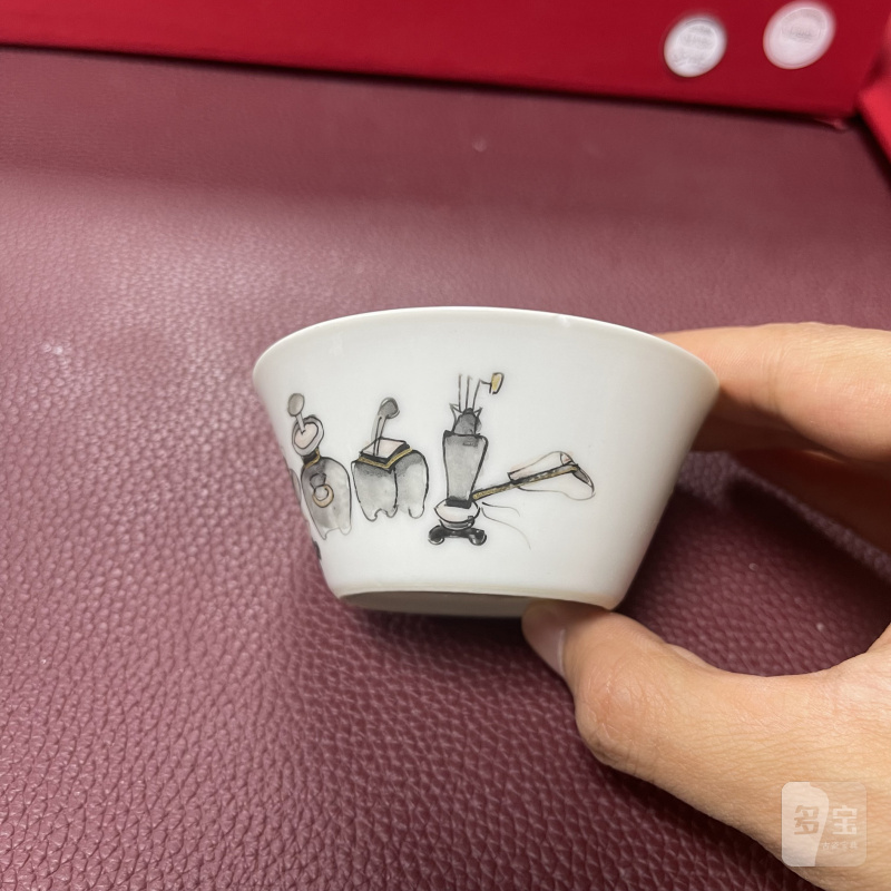 清雍正 墨彩描金博古图套杯一组 - 图20